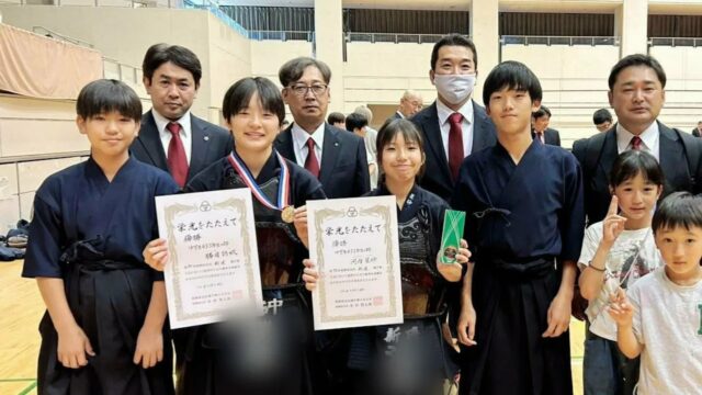 相模原市民剣道選手権大会 中学生・高校生の部で中1女子Sちゃん＆中3女子Sちゃんが優勝しました！！